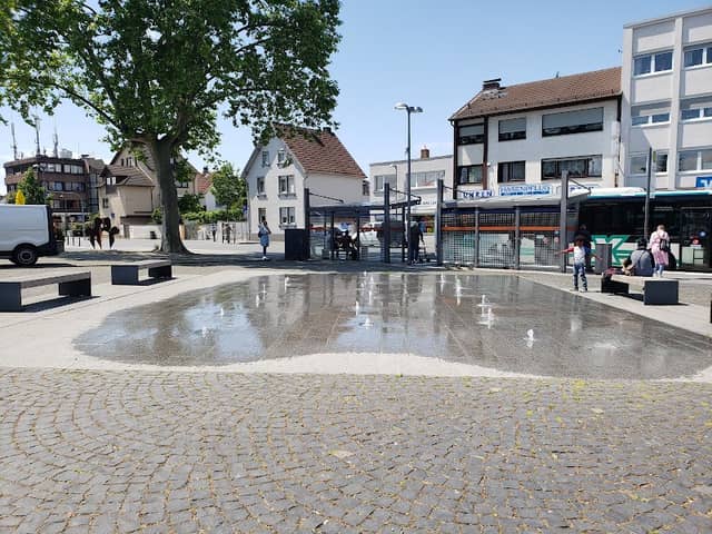 Bahnhofsvorplatz - Image 2
