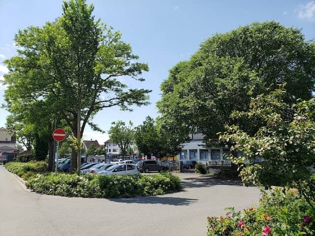 Bahnhofsvorplatz - Image 3