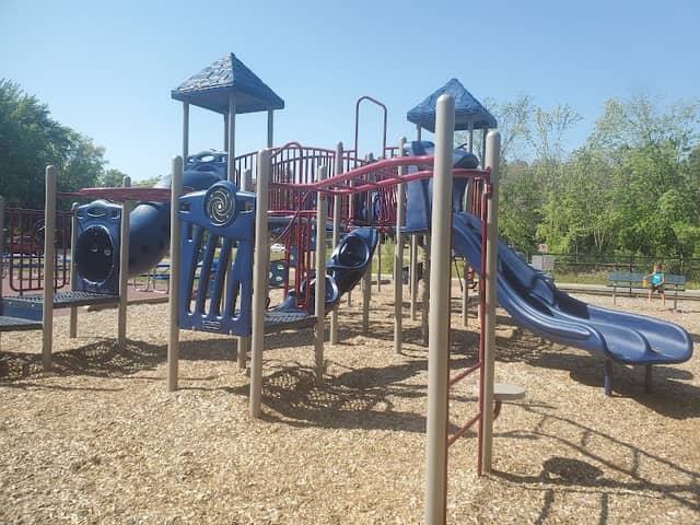 Marthaler Park - Image 1