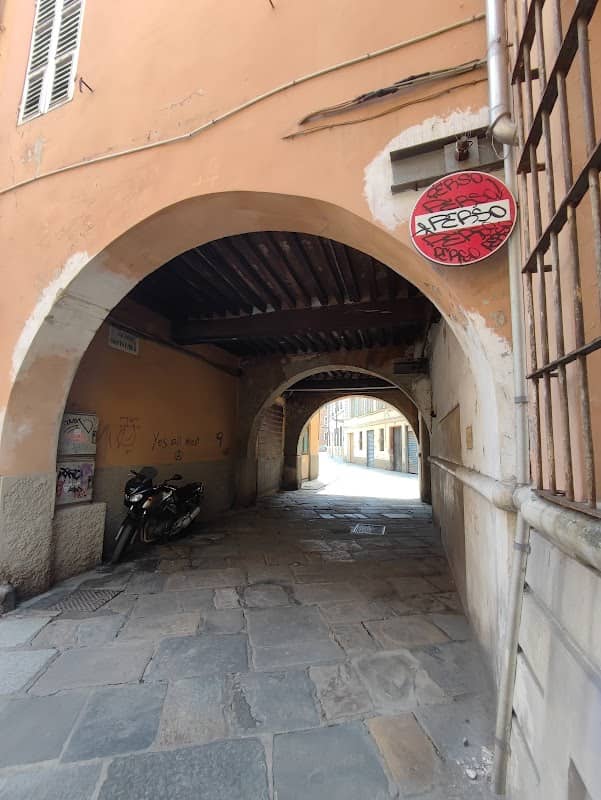 Vicolo Santafiora - Image 2