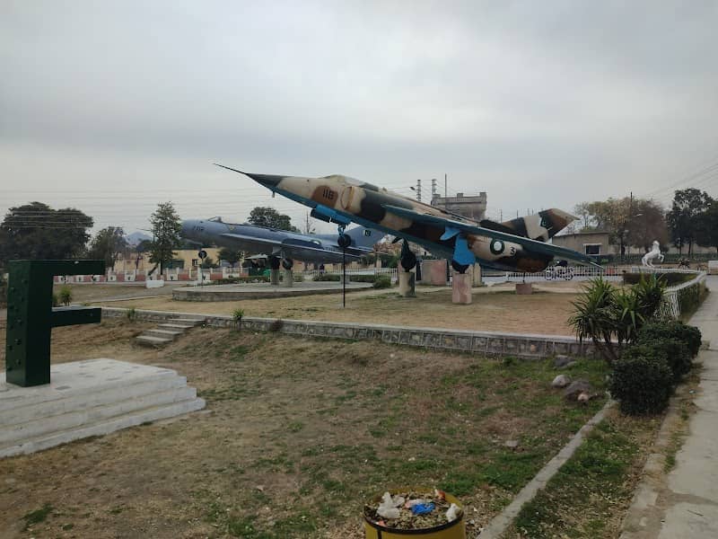 Jets Monument Park - Image 1