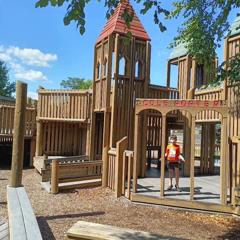 River Walkway Park - Image 1