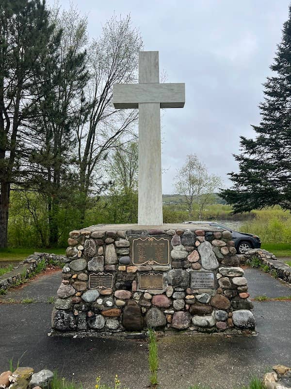 Acadian Cross - Image 1