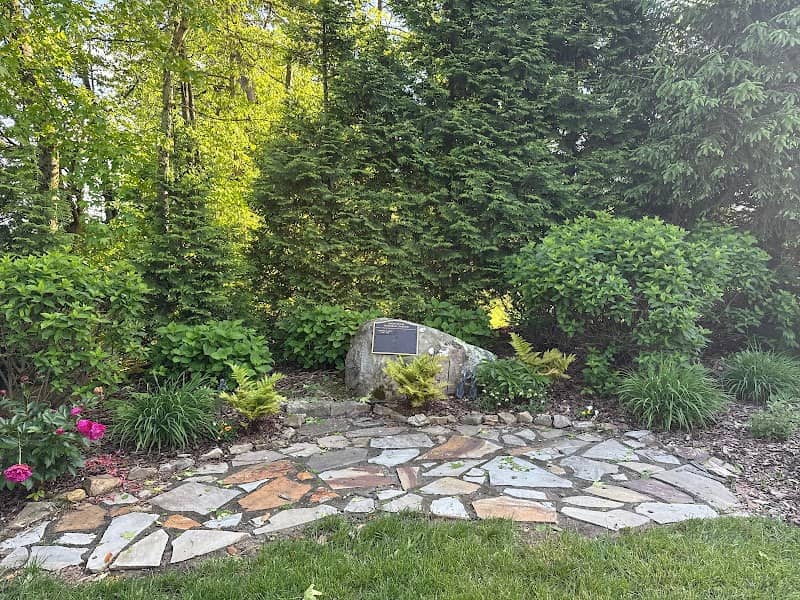 Brow Wood Memorial Garden - Image 1
