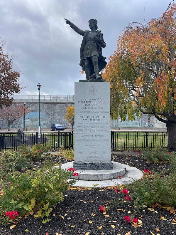 Unico Park - Image 1