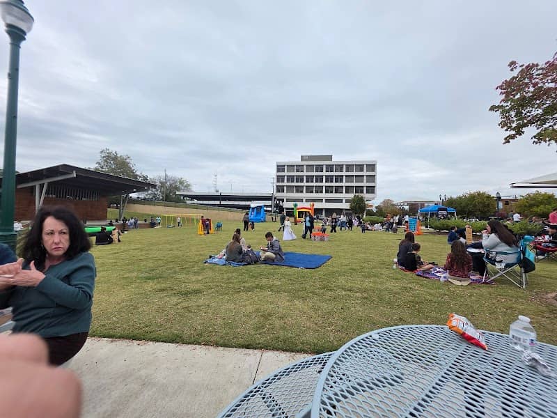 Dalton Central Square - Image 1