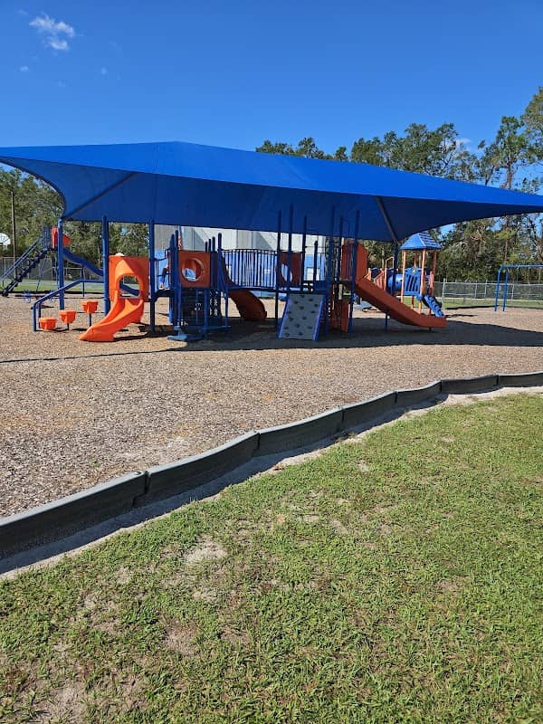 Hatch Park - Image 1