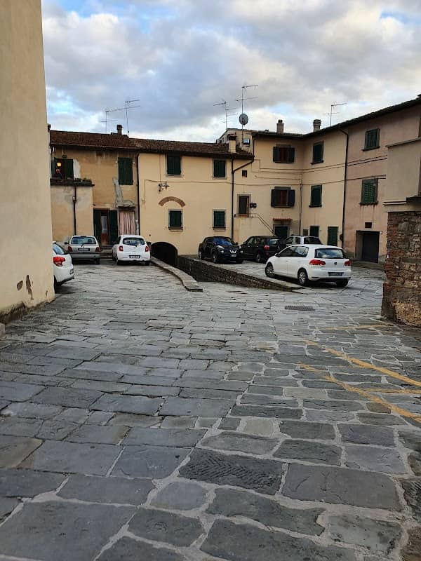 Castello di Capraia - Image 1