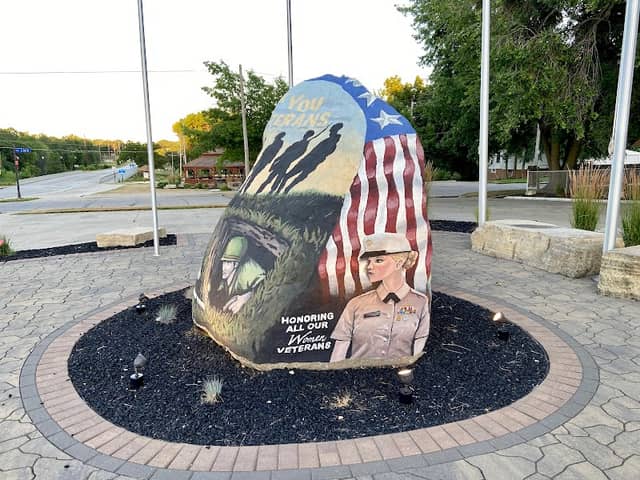 Sac County, Sac City Iowa Freedom Rock - Image 2