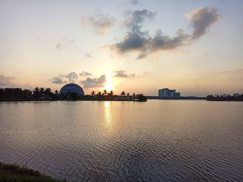 Boating Point at Eco Park, Kolkata - Image 1