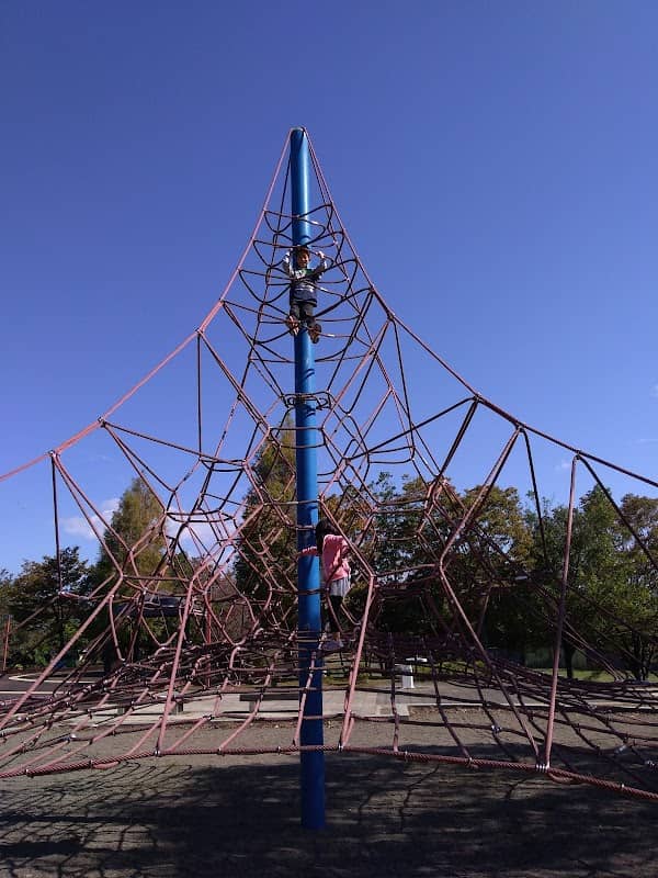 Hiraide Park - Image 1