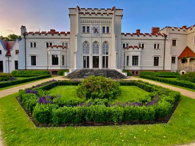 Pałac Radolińskich w Jarocinie - Image 2