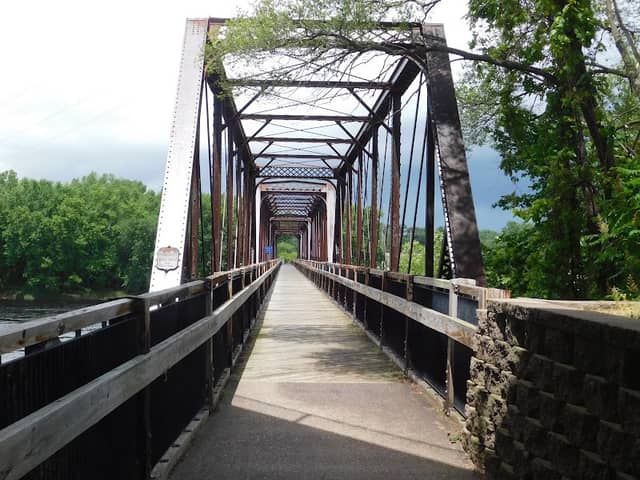 Chippewa River Trailhead - Image 1
