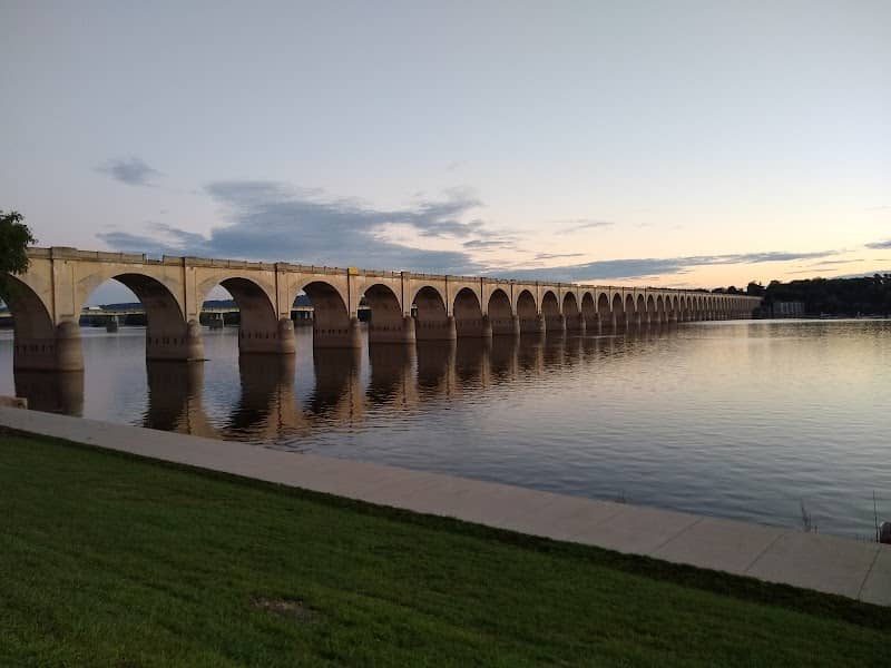 Riverfront Park - Image 2