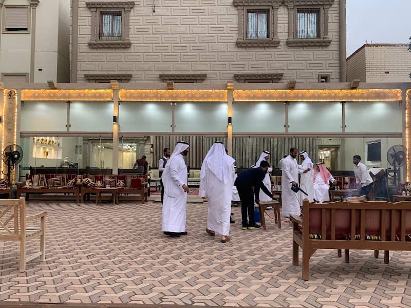 ديوانية جابر آل شافعه المري - Image 1