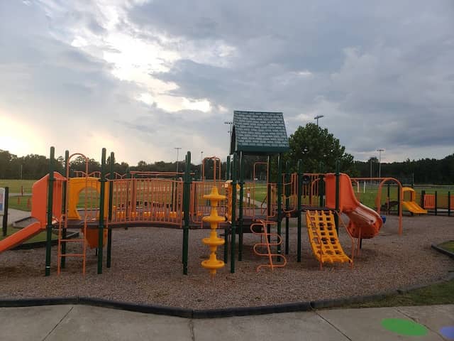 Friendly Park - Image 2