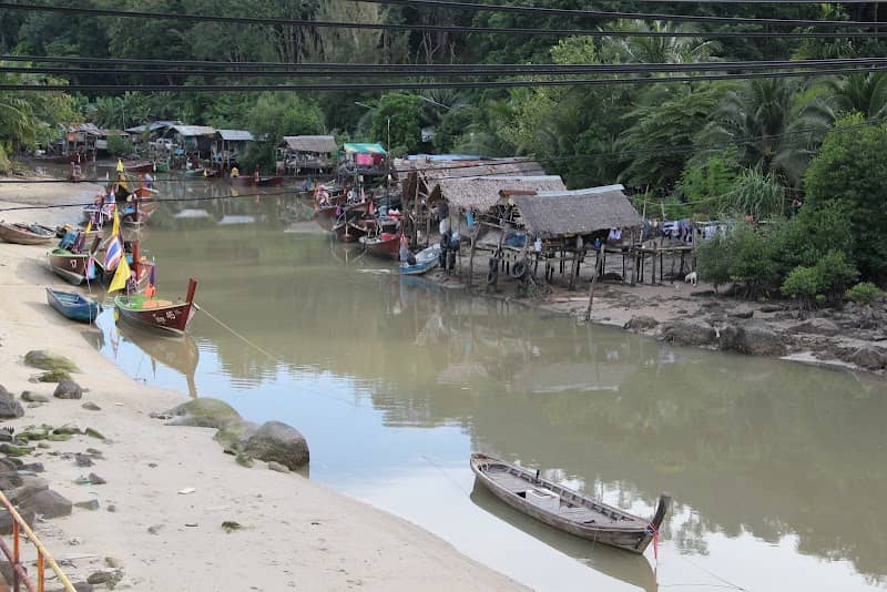 Old fishermen village - Image 1
