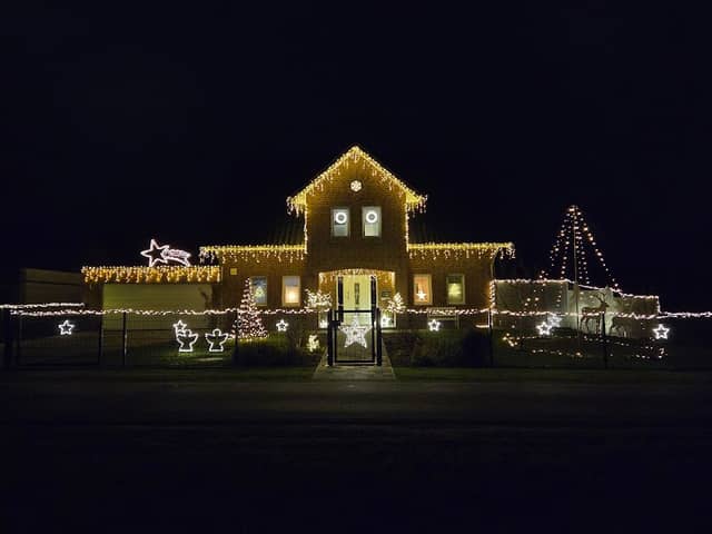 Weihnachtshaus - Image 1