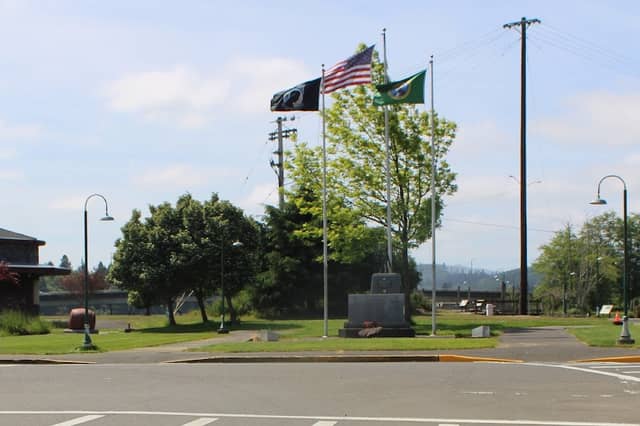 Veterans memorial - Image 1