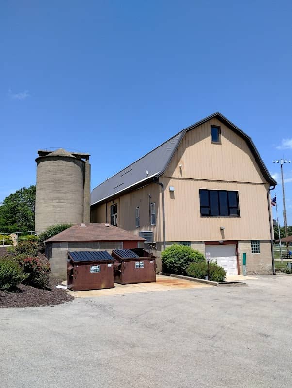 Meyer Park Barn - Image 3