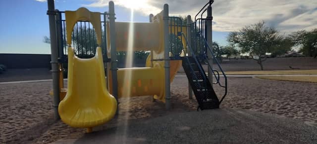 Rosewood Avenue Park - Image 1