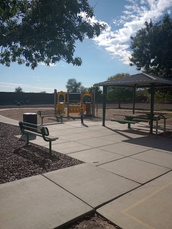 Rosewood Avenue Park - Image 3