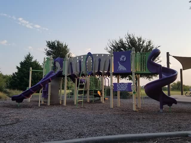 East Hill Park - Image 2