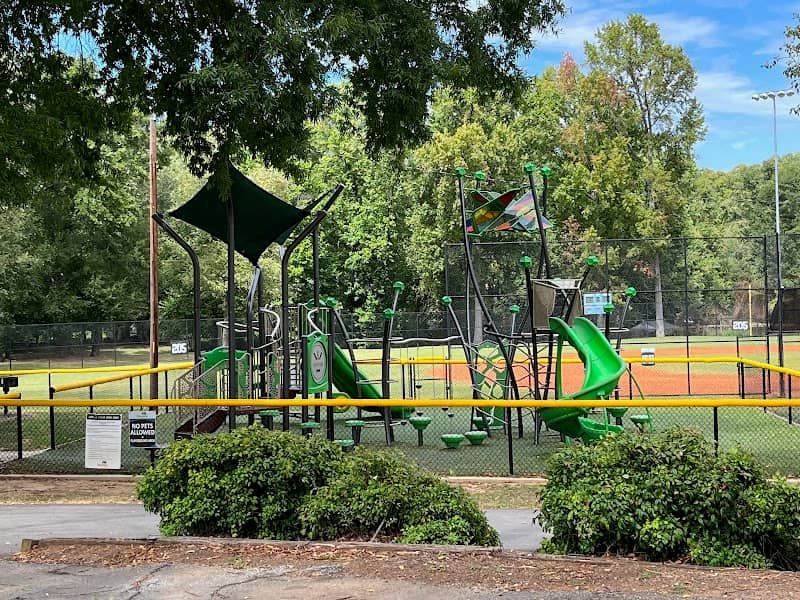 Springfield Park - Image 2