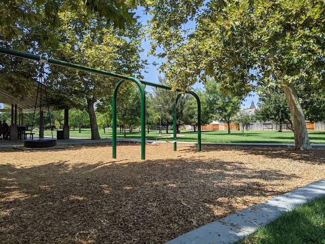 Pioneer Park - Image 2