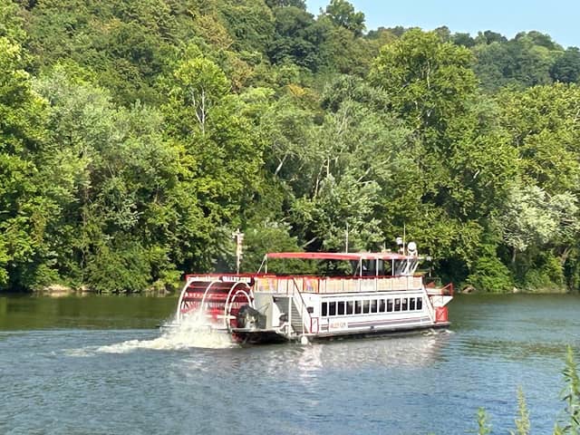 Ohio River Sternwheeler Festival - Image 1