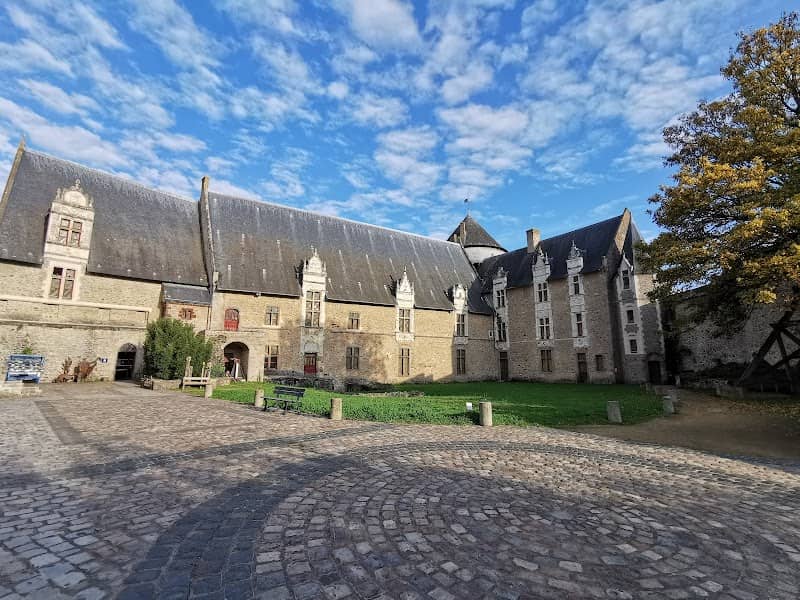 Vieux-Château - Image 2