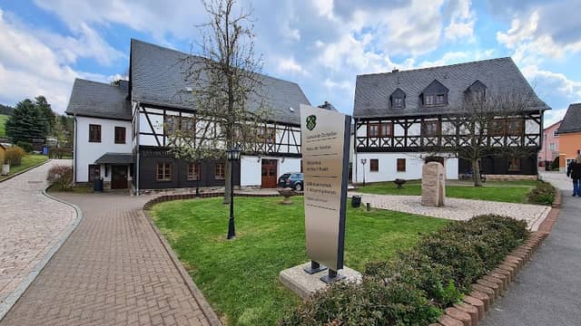 Brunnen aus Granit - Image 1