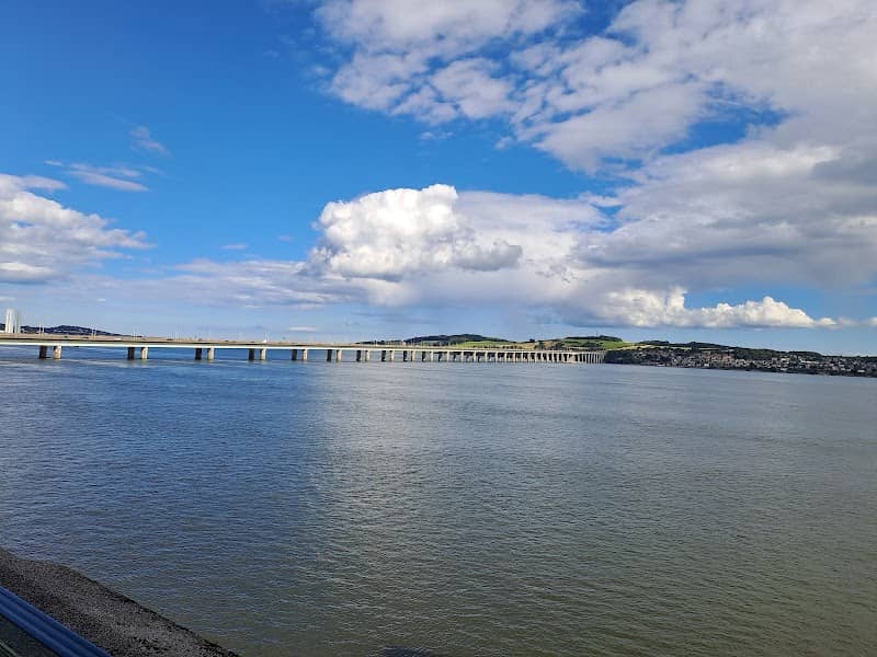Dundee Waterfront Gardens - Image 2