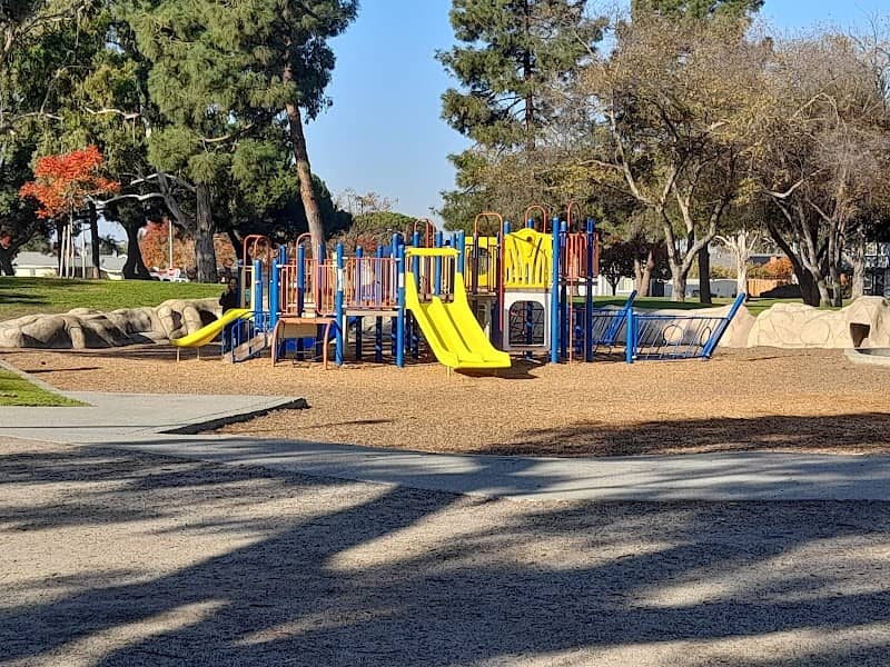 Birch Grove Park - Image 1