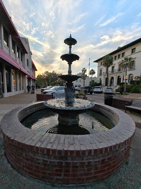 Fountain - Image 2