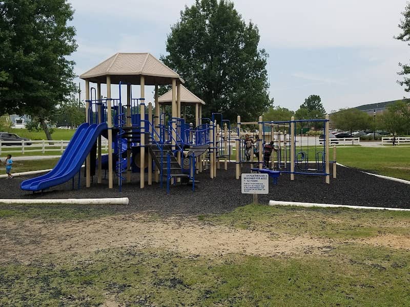 Starr Park - Image 1