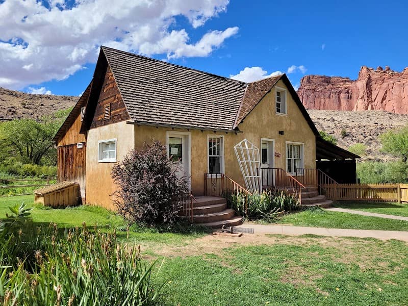 Gifford Homestead - Image 1