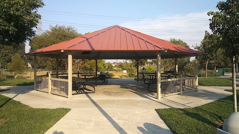 Americana Park - Image 2