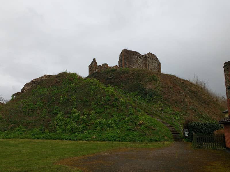 Eye Castle - Image 1