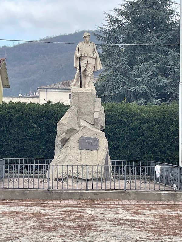 Piazza dell'Alpino - Image 1