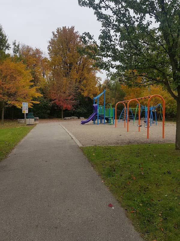 Iona Park - Image 2