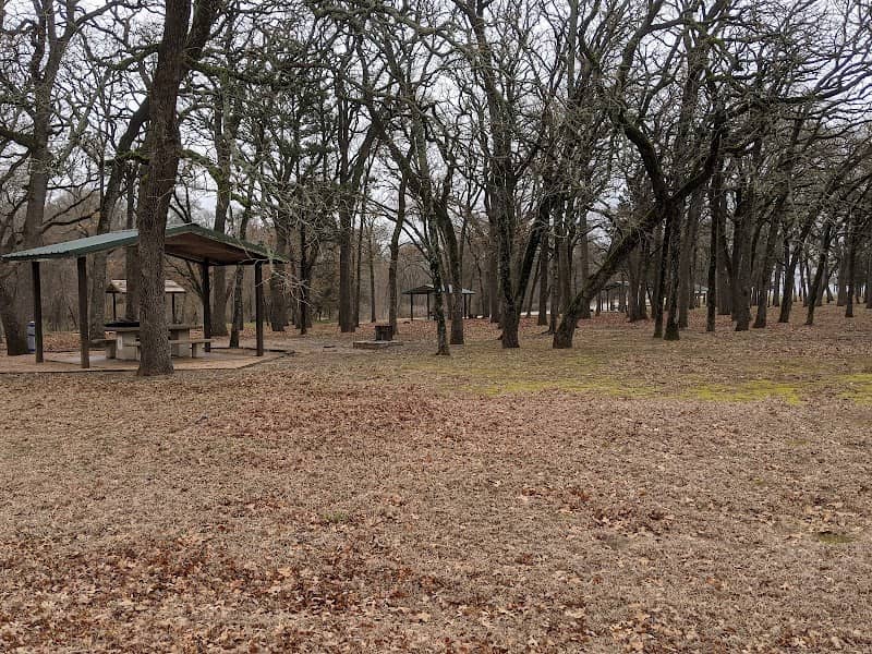 Oak Park - Image 2