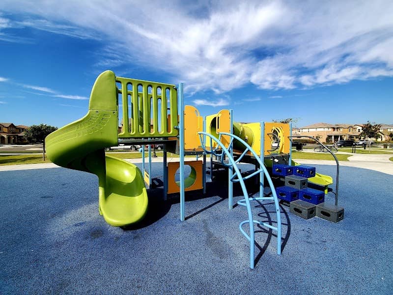 Crescent Park - Image 3