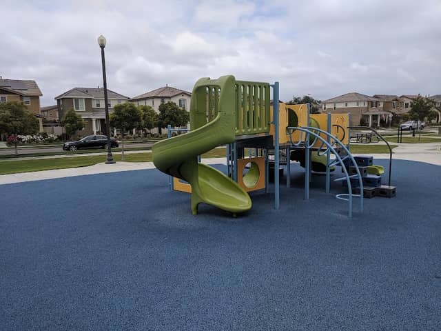 Crescent Park - Image 1