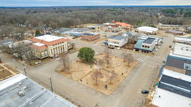 Confederate Park - Image 2