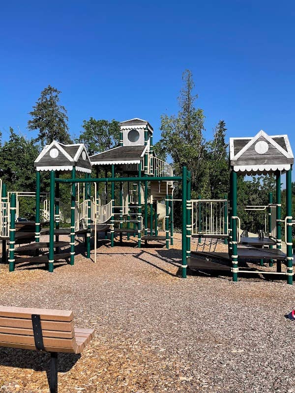 Hayden Park - Image 2