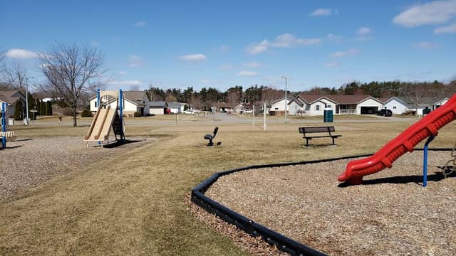 Countryside Park - Image 1