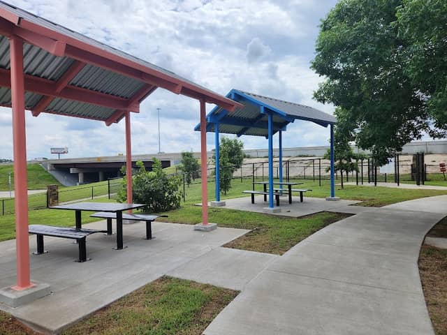 Dog Park - Image 2