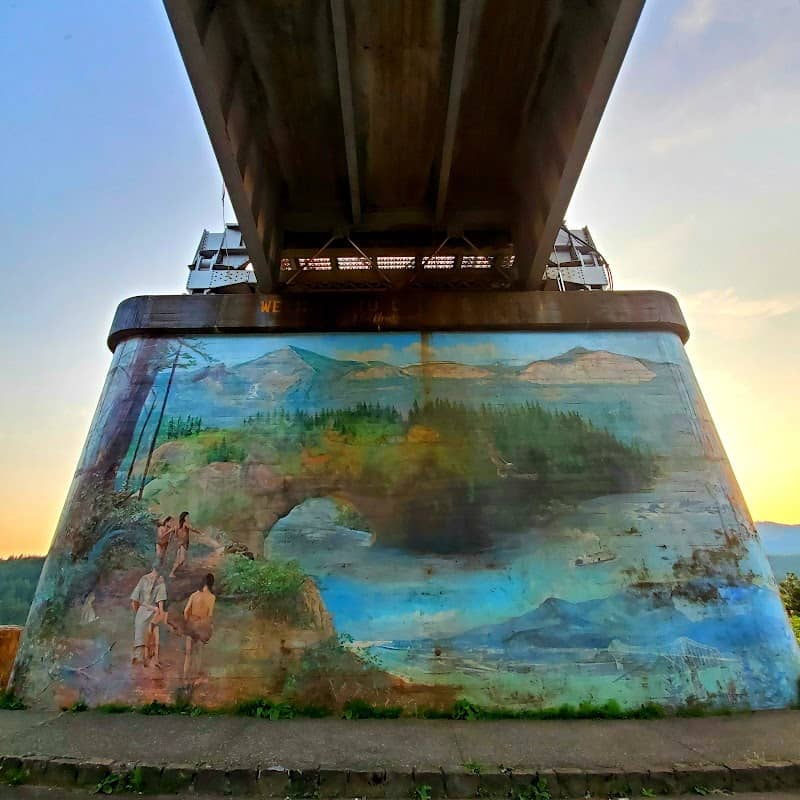 Bridge of the Gods Mural - Image 2