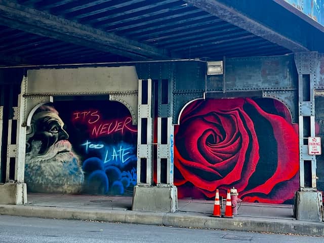 Art Alley - Image 1